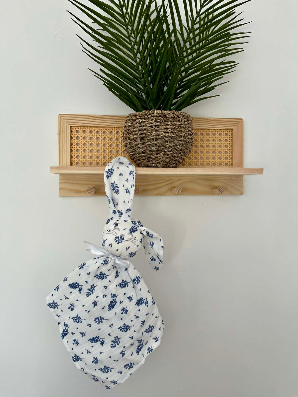 Doudou lapin feuilles