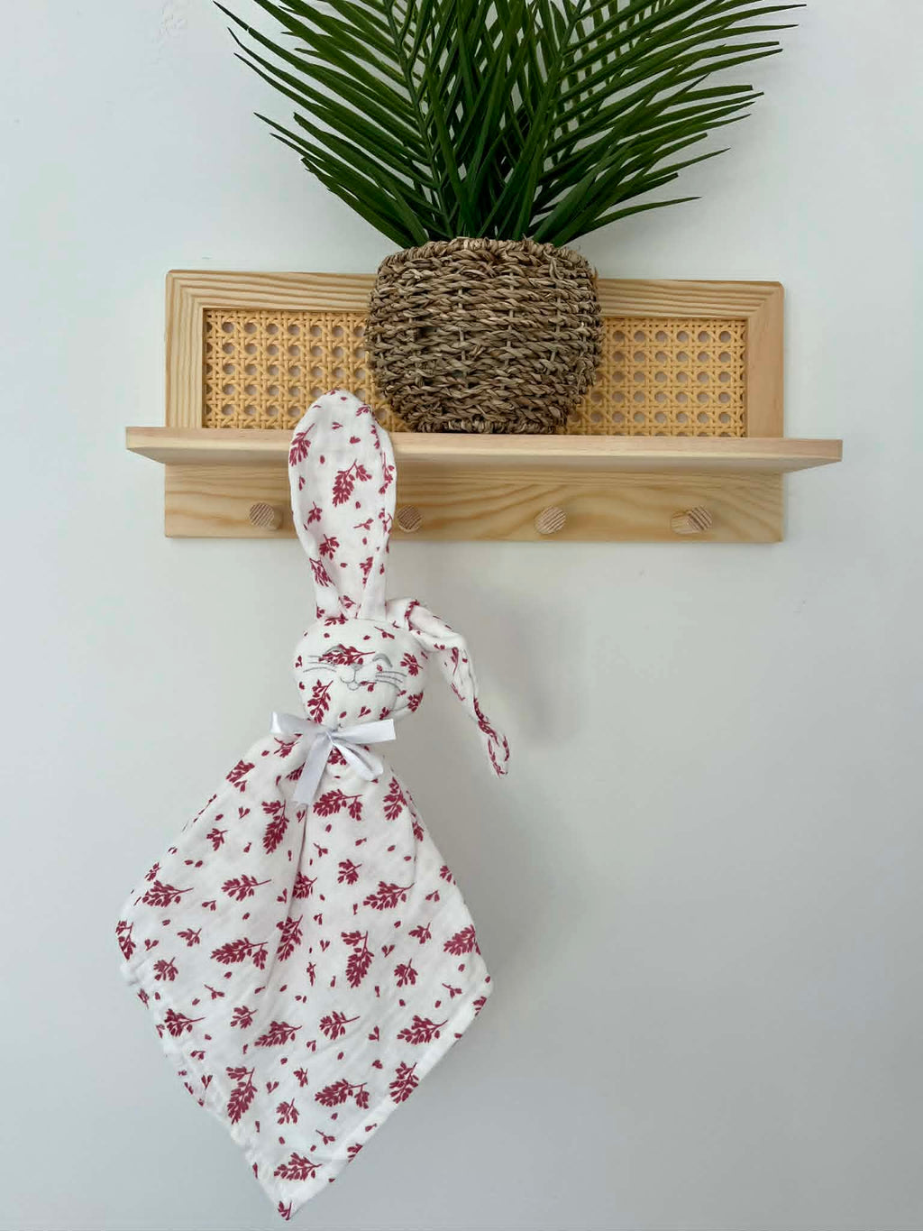 Doudou lapin feuilles