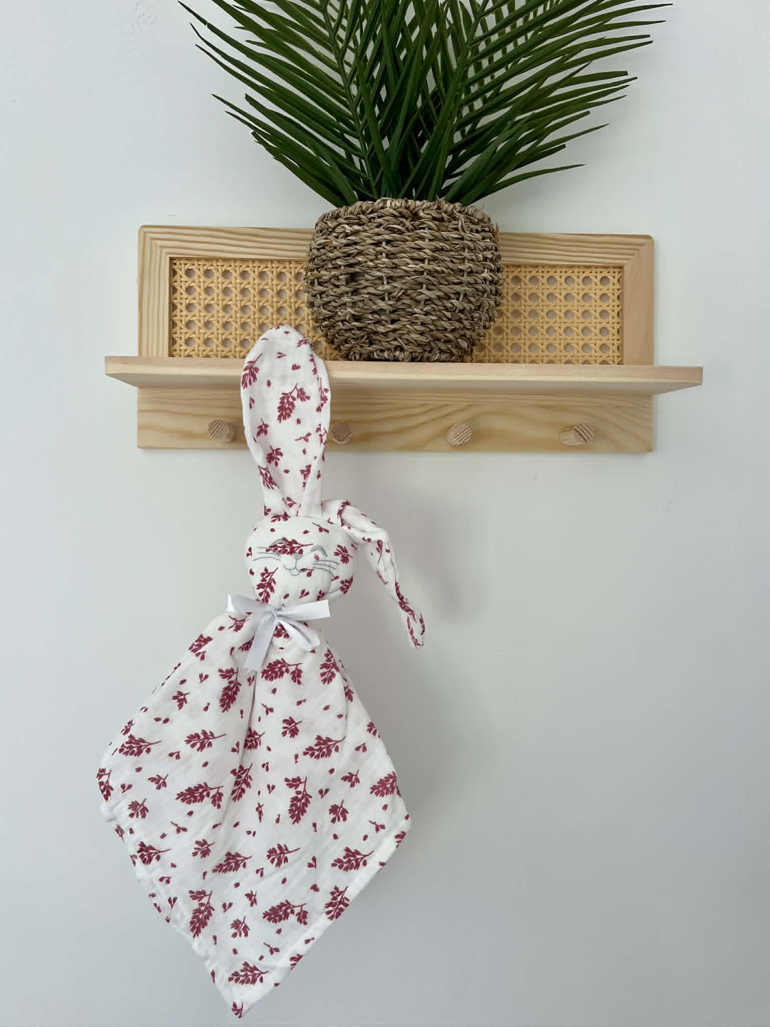 Doudou lapin feuilles